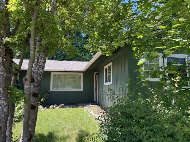 Grants Pass, OR 97527,118 Swarthout DR