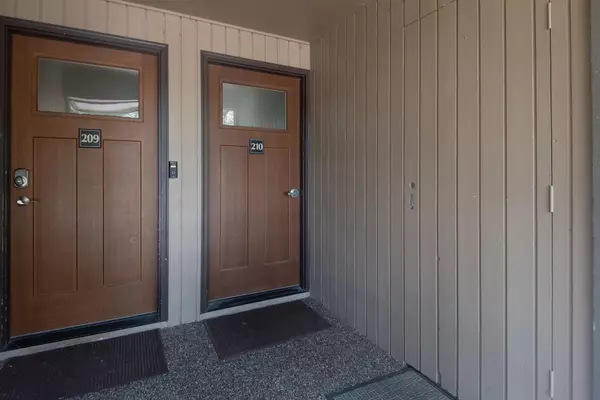 Bend, OR 97702,19717 Mount Bachelor DR #UNIT 210