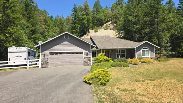 Grants Pass, OR 97526,800 Palomino DR