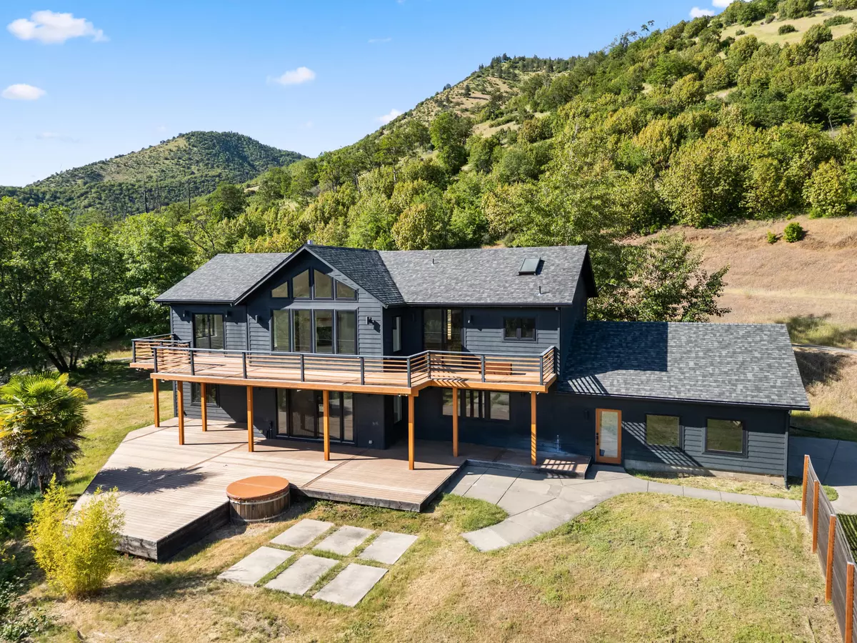 Gold Hill, OR 97525,3562 River RD