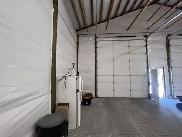 Bend, OR 97707,16963 Downey RD