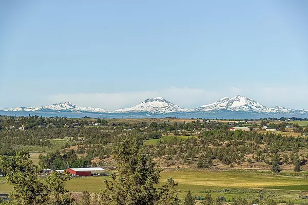 Madras, OR 97741,454 Manzanita DR