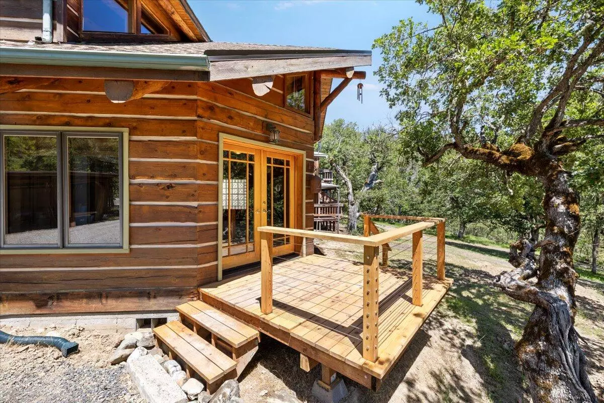 Jacksonville, OR 97530,7388 Upper Applegate RD