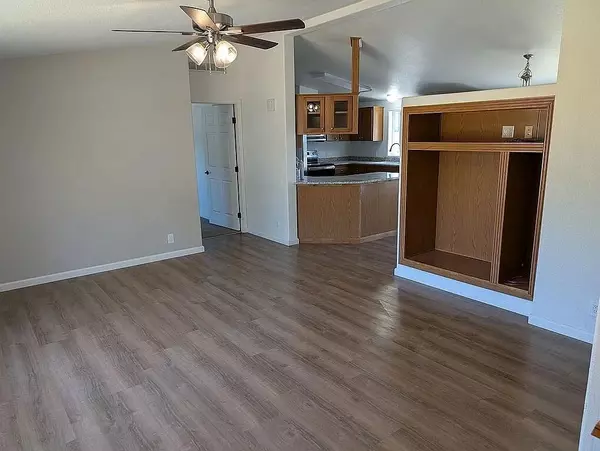 Klamath Falls, OR 97601,3210 Diamond ST