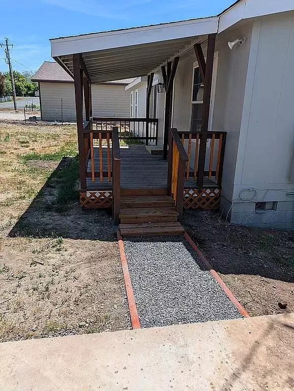 Klamath Falls, OR 97601,3210 Diamond ST