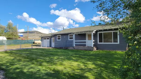 320 High ST, Mitchell, OR 97750