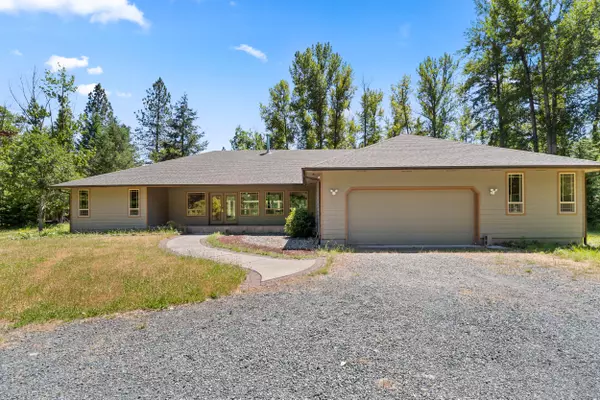 2525 Leland RD, Wolf Creek, OR 97497
