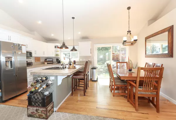 Bend, OR 97701,20735 Nicolette DR