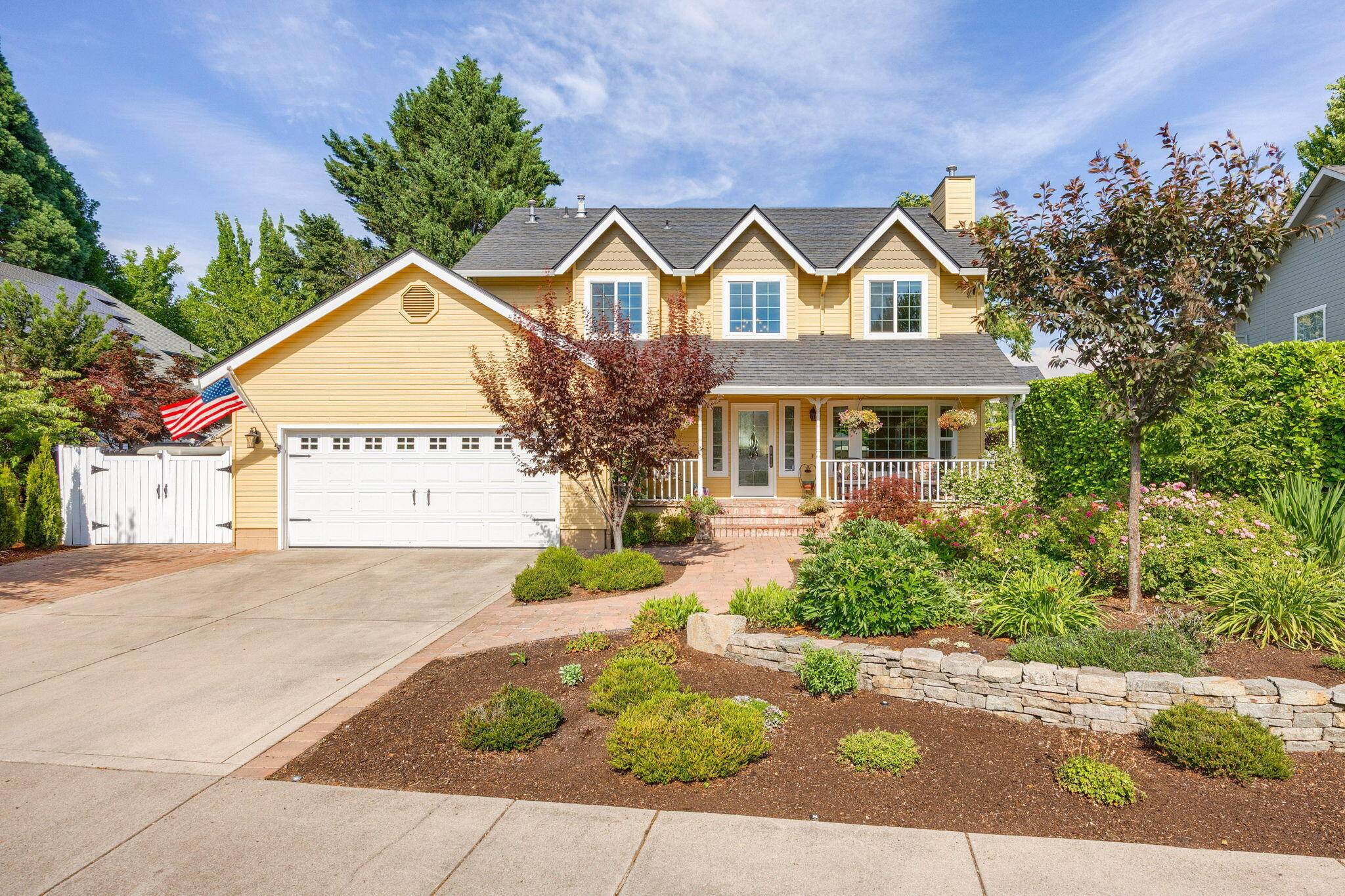 640 Carriage LN, Jacksonville, OR 97530