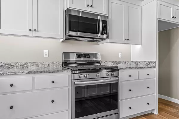 Medford, OR 97504,3710 Carlin DR