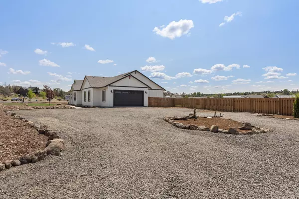 Redmond, OR 97756,3956 39th DR