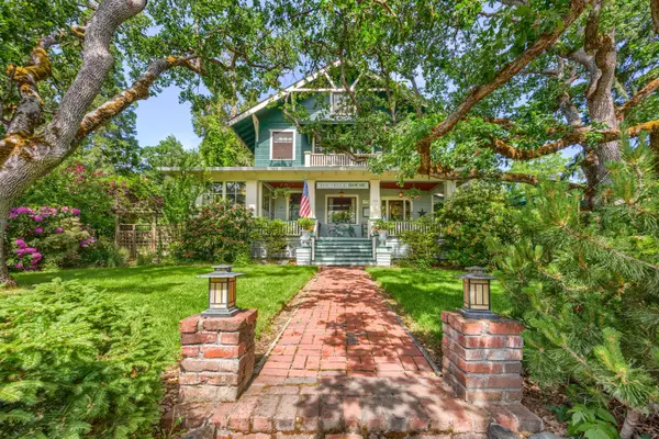 Jacksonville, OR 97530,455 Oregon ST