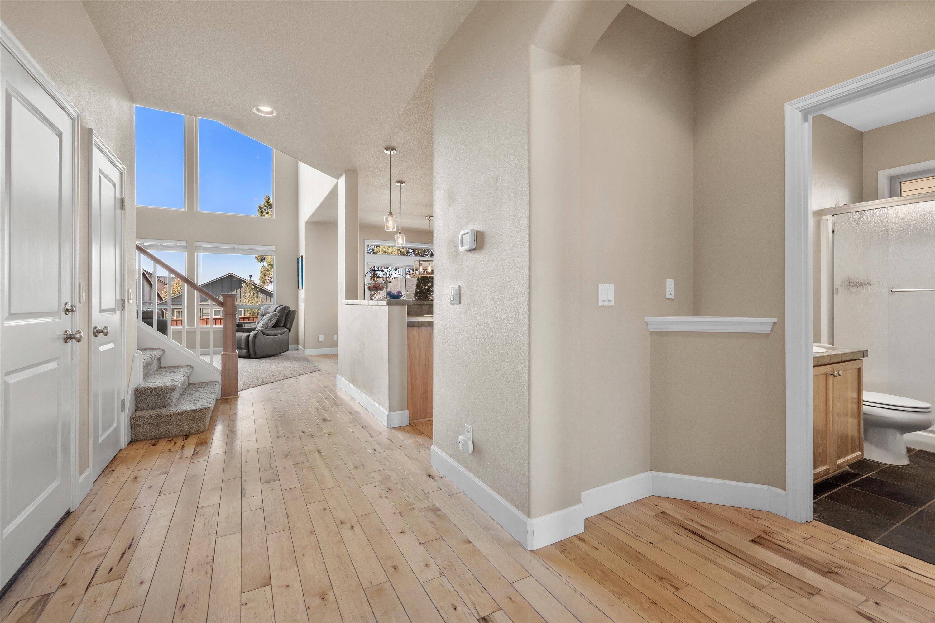 Redmond, OR 97756,737 28th ST