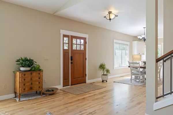 Bend, OR 97702,61433 Linton LOOP