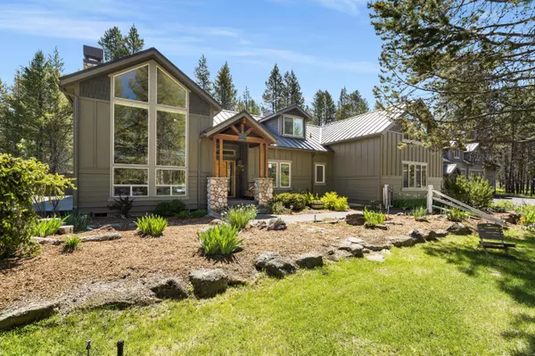 53826 Otter DR, La Pine, OR 97739