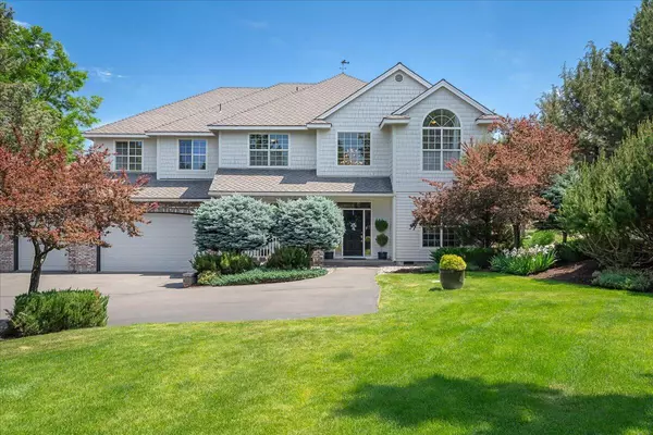 2300 Condor DR, Redmond, OR 97756