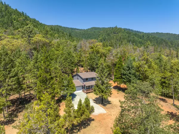 Rogue River, OR 97537,8797 Evans Creek RD