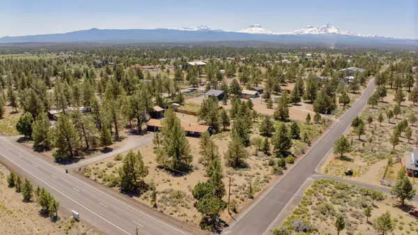 Bend, OR 97703,67089 Fryrear RD