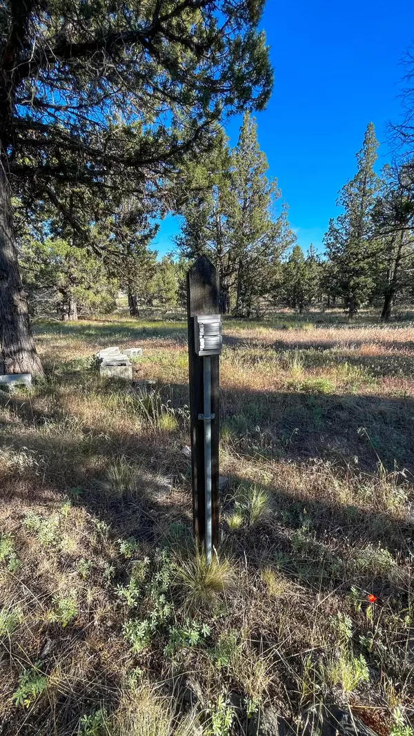 Prineville, OR 97754,Hood CIR