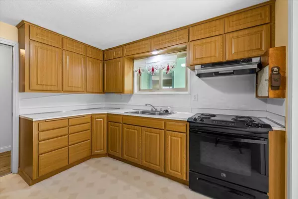 Medford, OR 97504,1652 Johnson ST