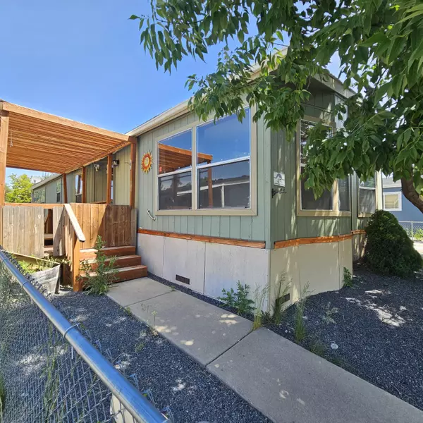 Klamath Falls, OR 97603,4647 Winter AVE #SPC 45