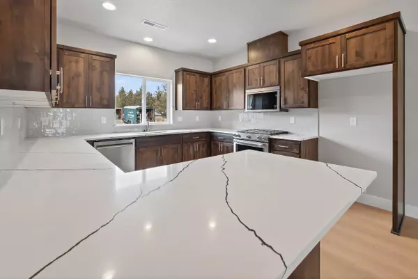 Redmond, OR 97756,4082 38th PL #Lot 41