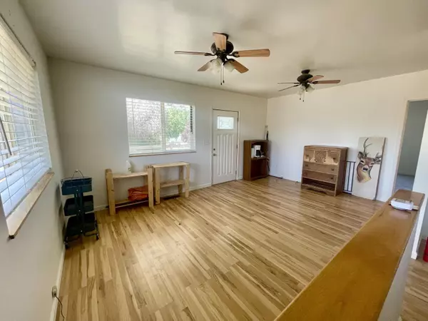 Klamath Falls, OR 97603,3151 Emerald ST