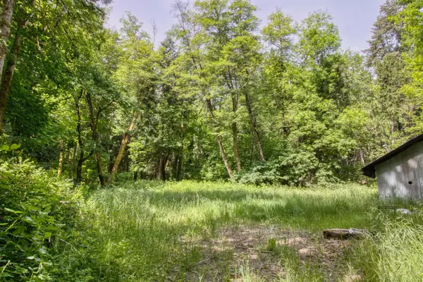 Cave Junction, OR 97523,456 Garner RD