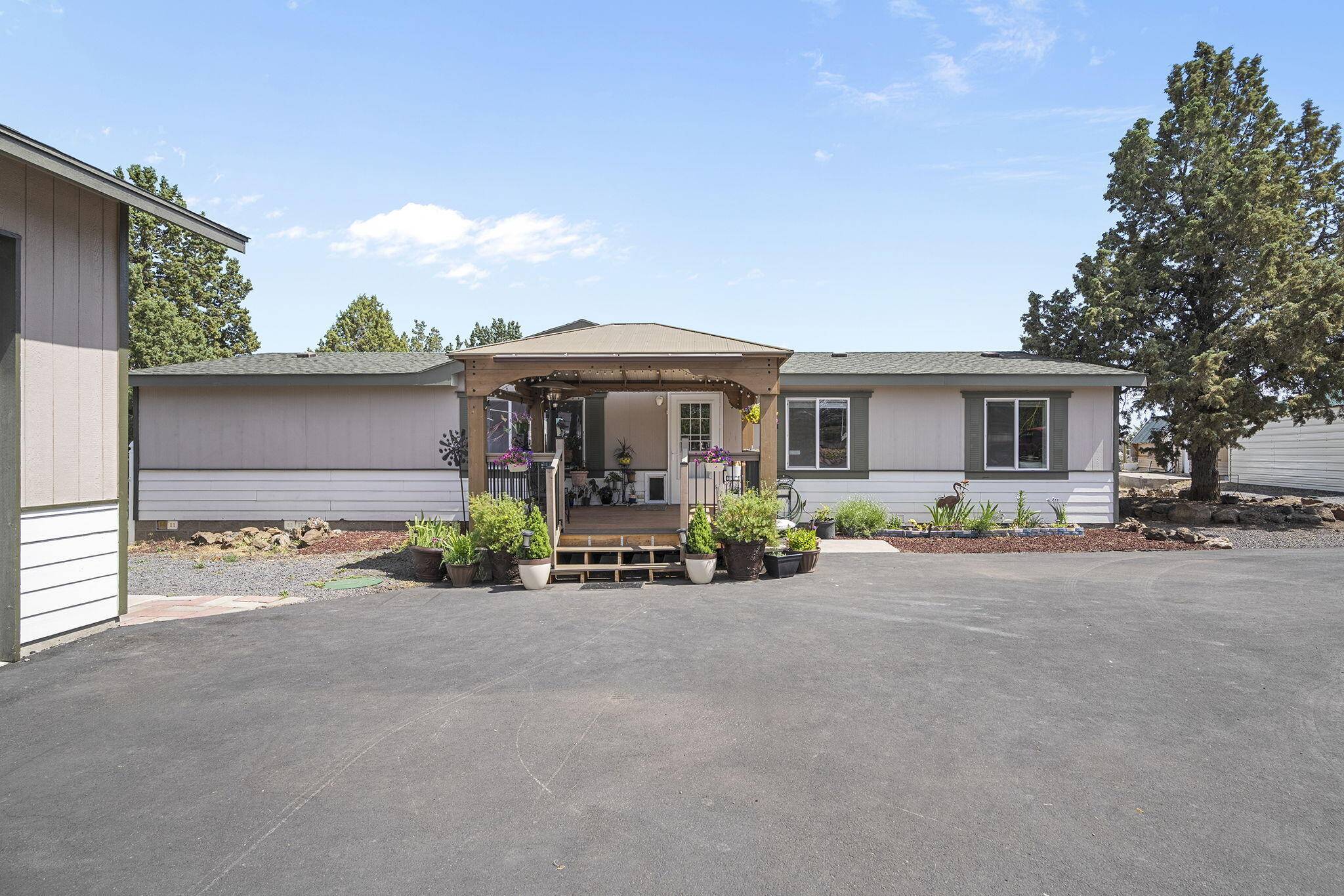 Terrebonne, OR 97760,8211 Shad RD