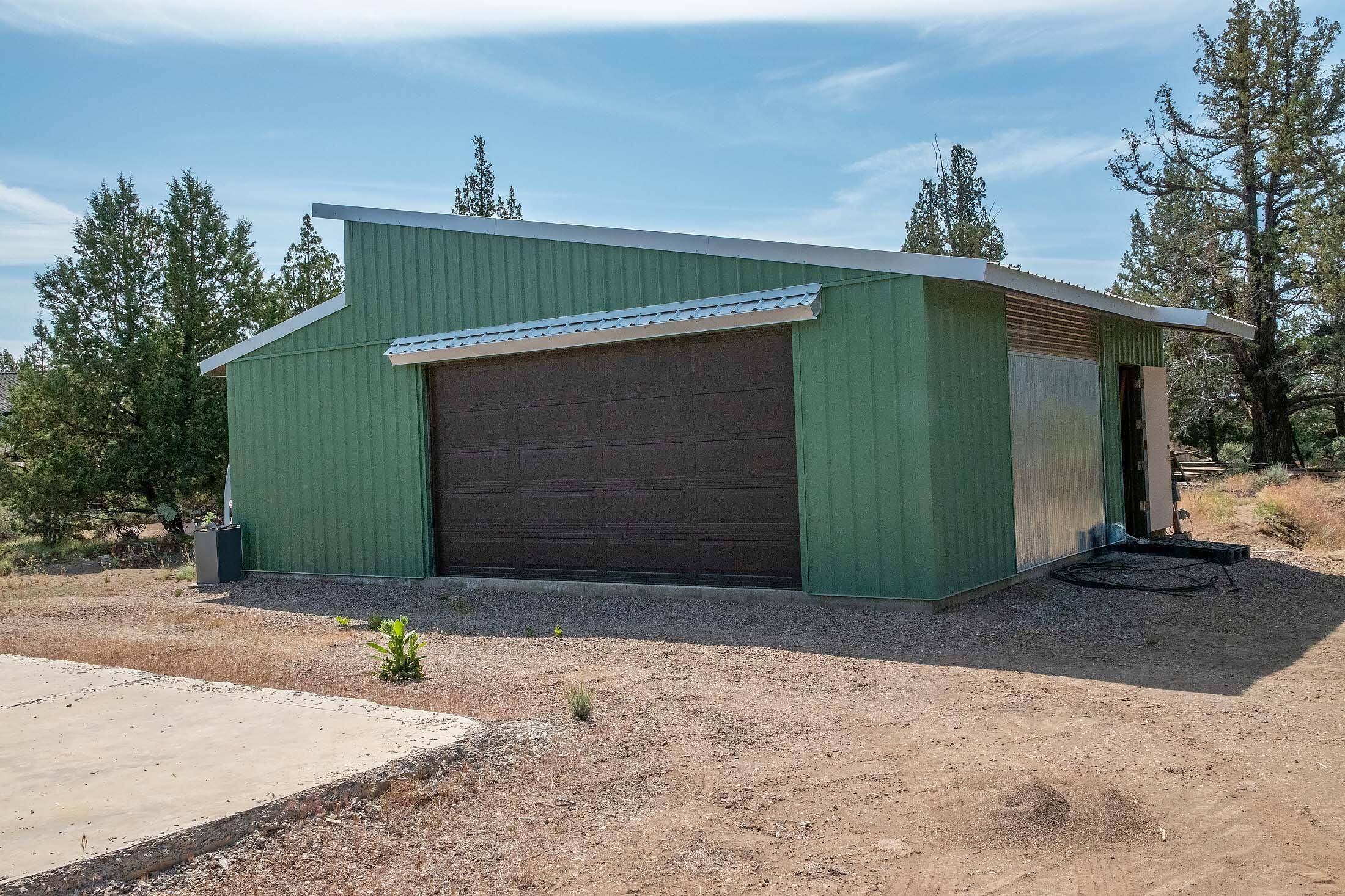 Bend, OR 97703,17949 Cascade Estates DR