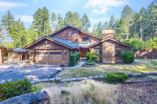 Grants Pass, OR 97527,445 Bonnie LN