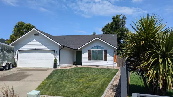 1930 Donovan CT, Grants Pass, OR 97526