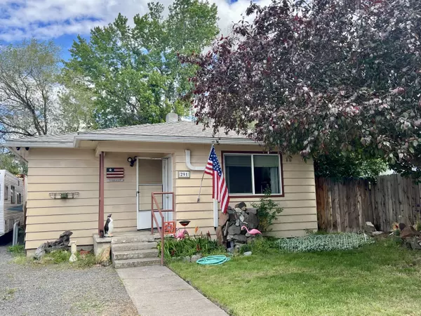 291 7th ST, Madras, OR 97741