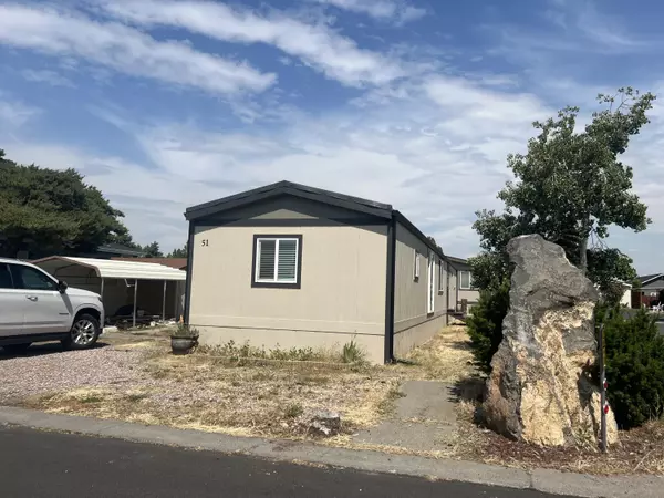 Redmond, OR 97756,1515 NW Fir Ave #51