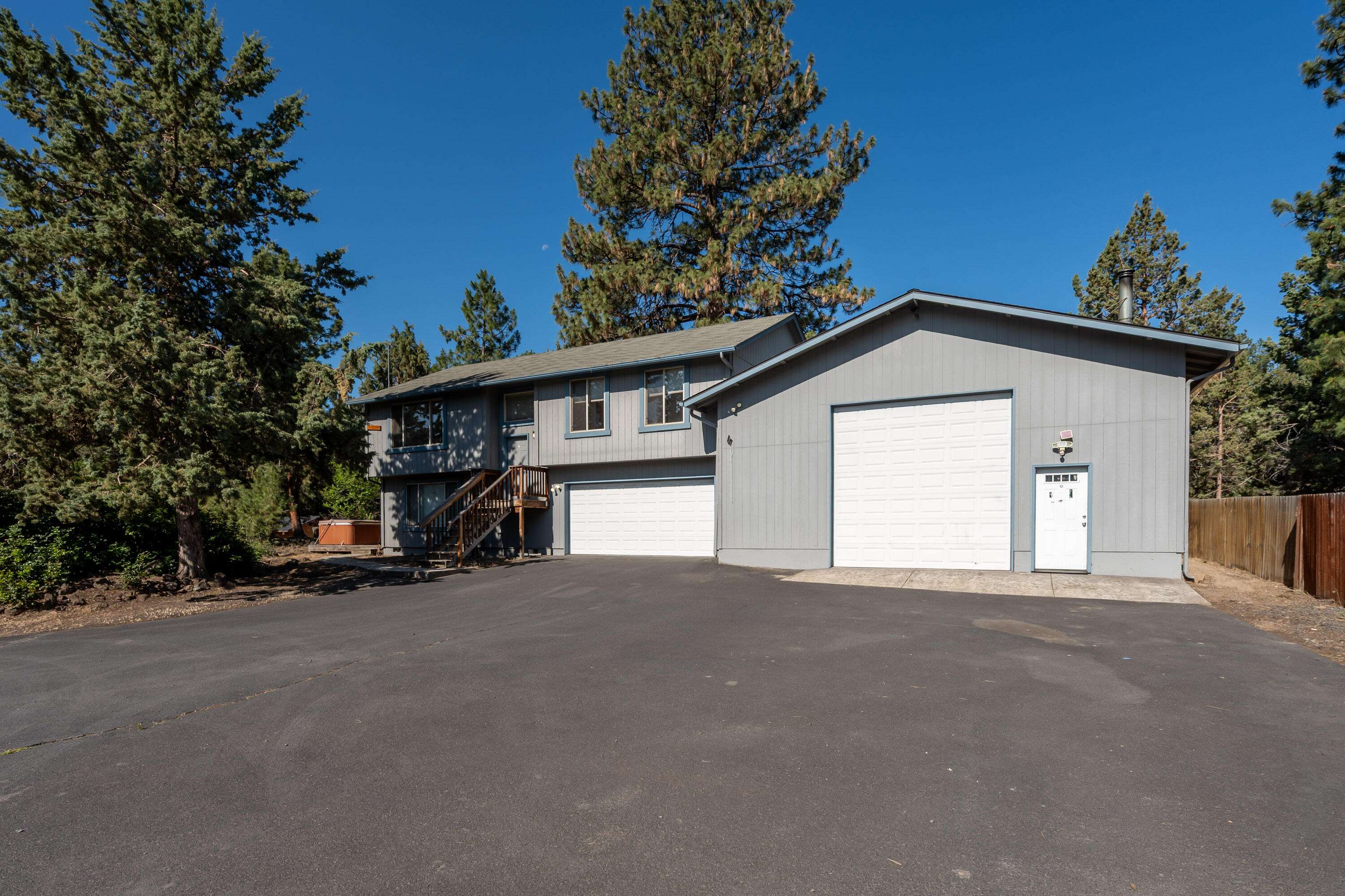 61235 Benham RD, Bend, OR 97702