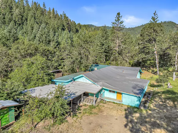 Jacksonville, OR 97530,2889 Forest Creek RD
