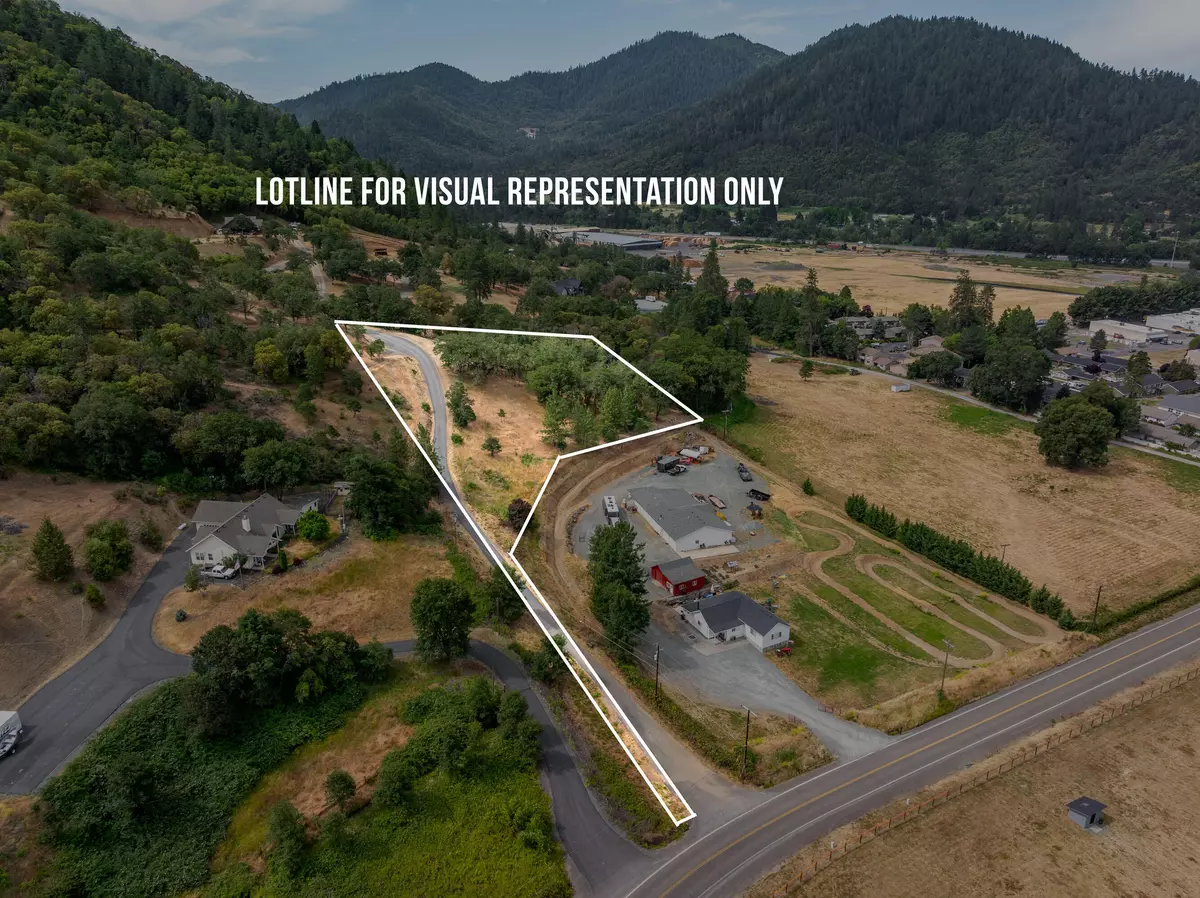 Rogue River, OR 97537,5500 Red Tail LN