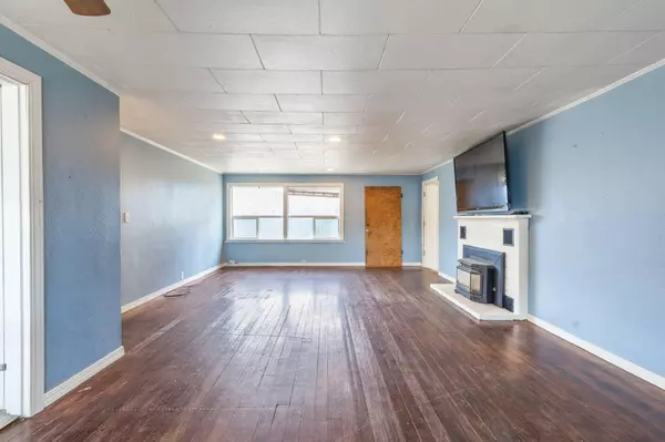 Madras, OR 97741,71 2nd ST