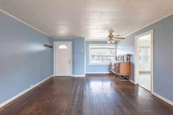 Madras, OR 97741,71 2nd ST