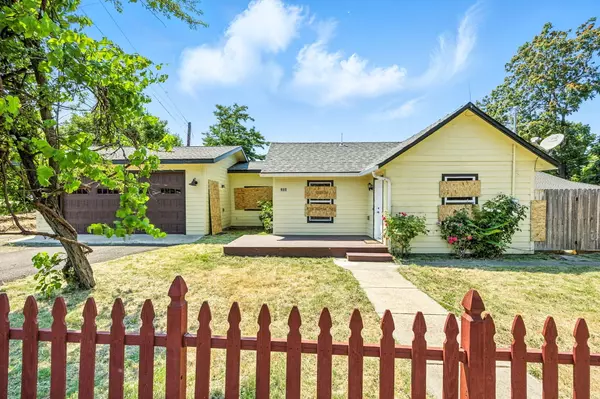 Medford, OR 97504,208 Tripp ST