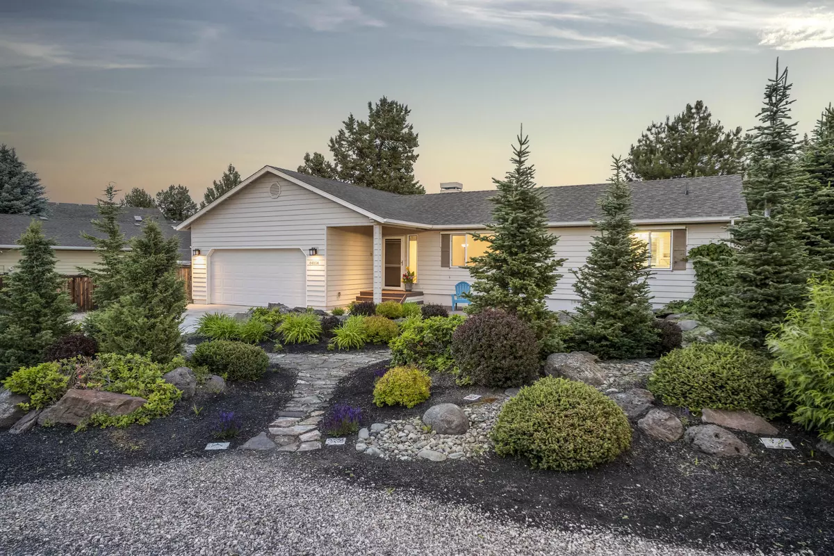 Bend, OR 97703,64804 Starwood DR