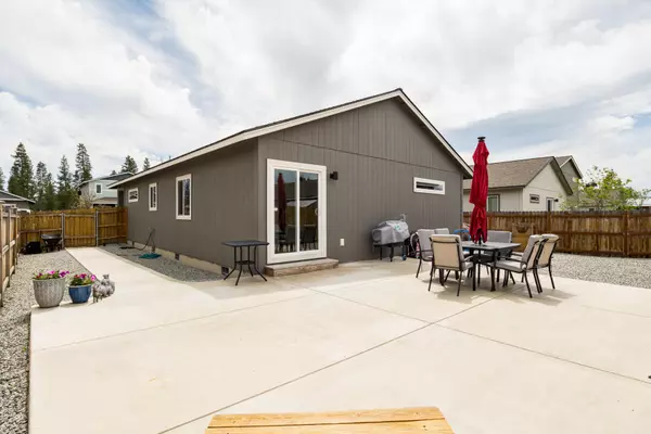 16436 Bassett DR, La Pine, OR 97739