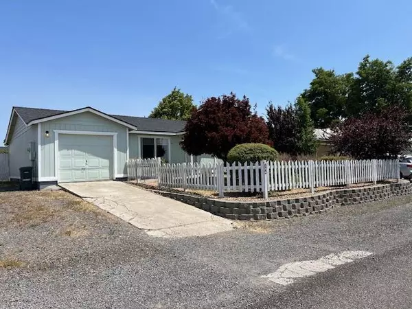 Culver, OR 97734,822 Scenic LOOP