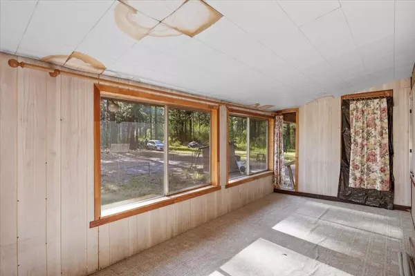 Klamath Falls, OR 97601,25017 C ST