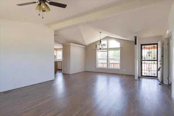 Terrebonne, OR 97760,12989 Peninsula DR