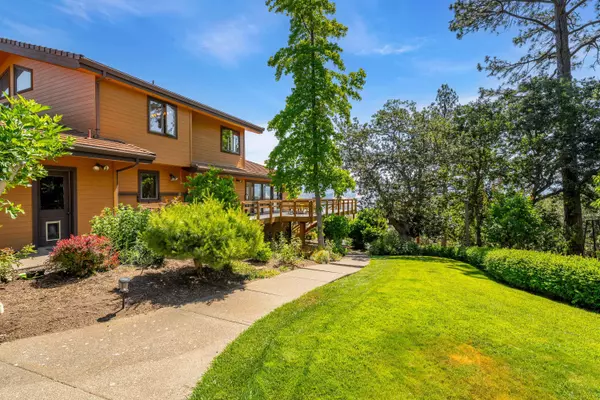 Ashland, OR 97520,1999 Tolman Creek RD