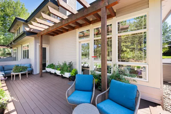 Bend, OR 97702,61925 Broken Top DR