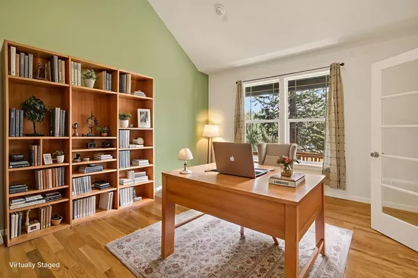 Bend, OR 97701,2044 Cradle Mountain WAY