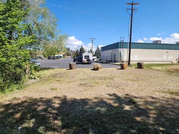 Prineville, OR 97754,151605 3rd ST