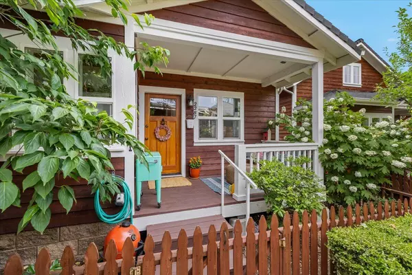 Ashland, OR 97520,2287 Siskiyou BLVD